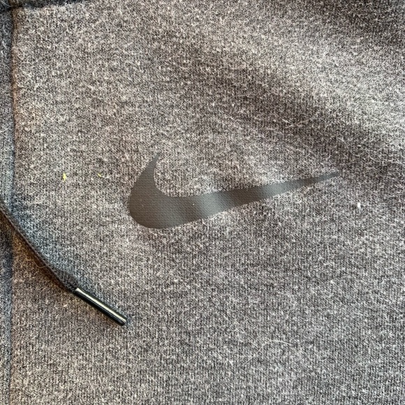 Nike Dri-Fit Zip-Up Hoodie (S) - Picture 5 of 9